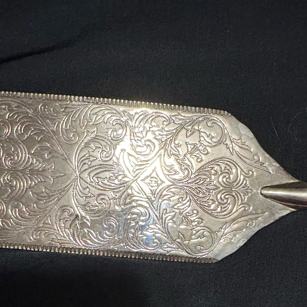 Silver-Plated Cake and Lasagna Servers